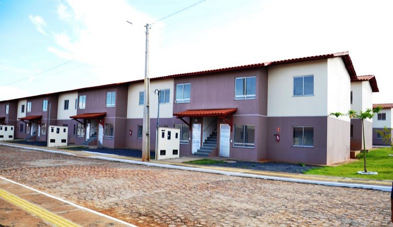 Mais moradias em Barreiras (BA) e Caruaru (PE)
