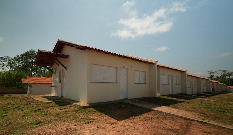 Na imagem conjunto de casas rurais do Residencial Cidade Verde, em Cacoal, Rondônia.