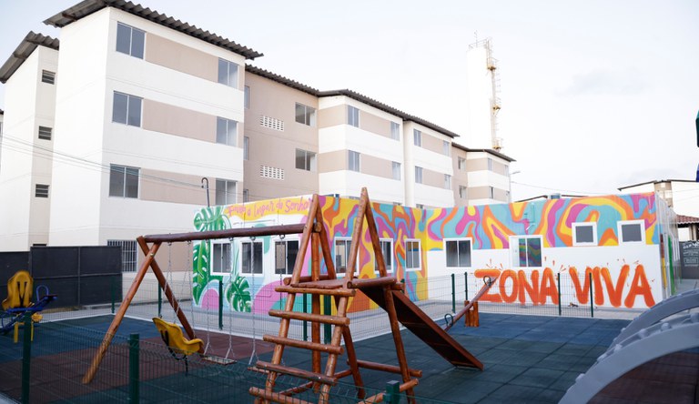 Na imagem parque recreativo de conjunto habitacional do programa Minha Casa, Minha Vida