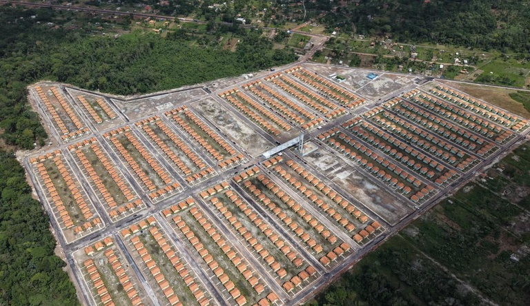 Na imagem foto panorâmica do Residencial Chico Narrina no Pará.