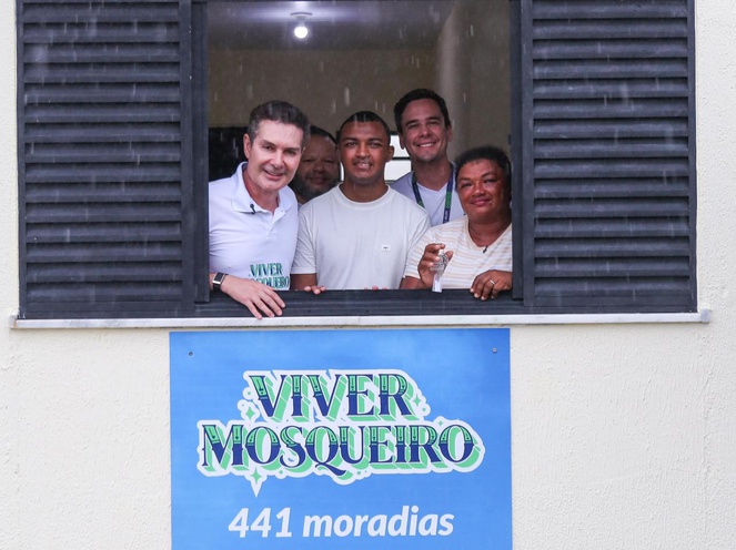 Dona Elenilda e o minstro das cidades