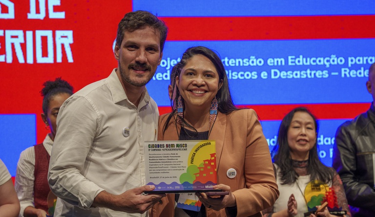 Na foto representantes das campanhas premiadas