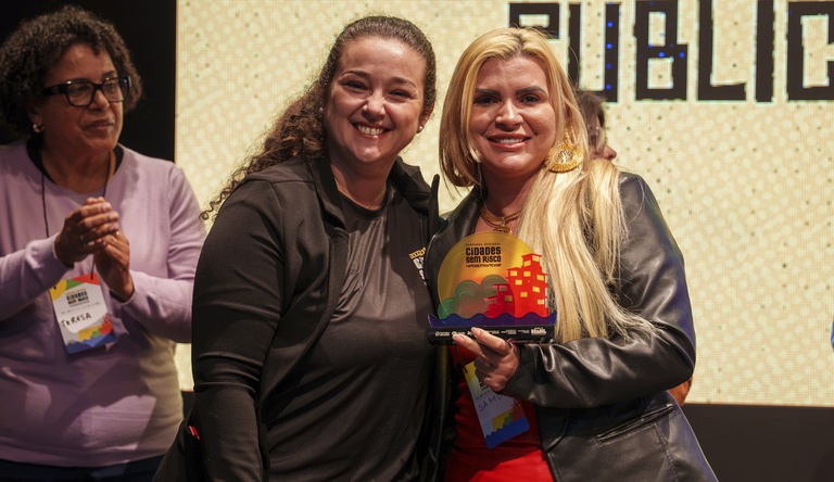 Na foto representantes das campanhas premiadas