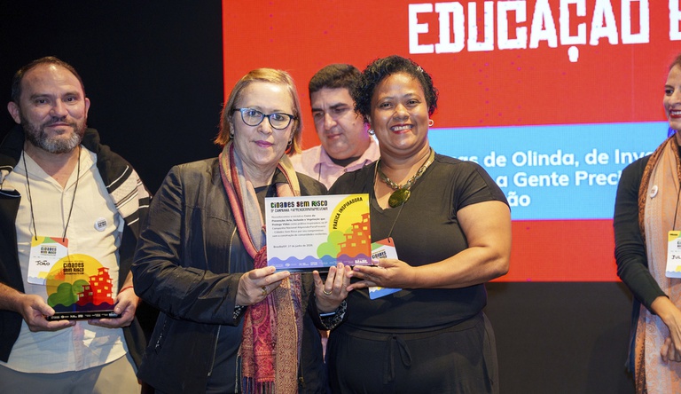 Representantes das cidades premiadas