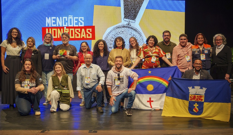 Representantes das cidades premiadas