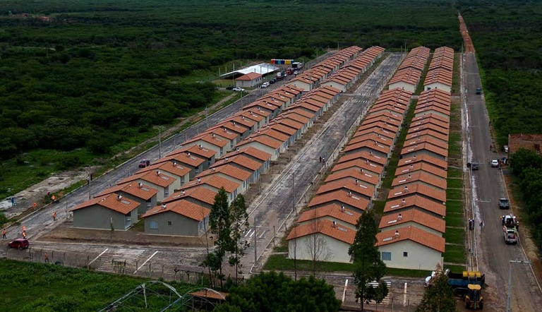 Na foto vista aérea dos unidades habitacionais do MCMV