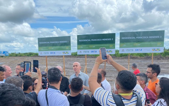 Os residenciais Francisca Meneses I, II e III estão prontos para as obras começarem. 