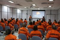 Alunos do curso de formação do Corpo de Bombeiros do DF recebem orientações sobre a Defesa Civil Nacional