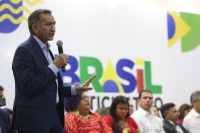 Em Manaus, Waldez Góes destaca importância da participação da sociedade na definição de prioridades para os próximos quatro anos