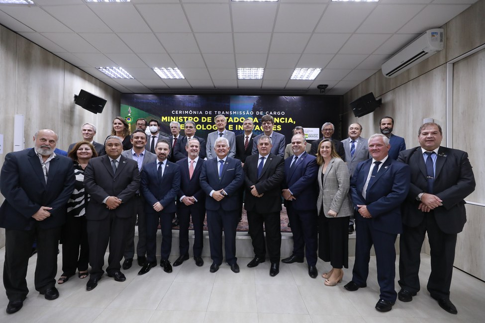 Dirigentes de Unidades vinculadas e convidados em cerimônia de transmissão de cargo no MCTI. Foto:Neila Rocha (ASCOM/SEAPC/MCTI))