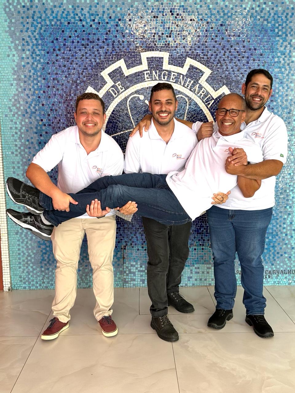 Alunos da Pós-Graduação do IEN/CNEN ganham prêmio com projeto de divulgação "minutonuclear"