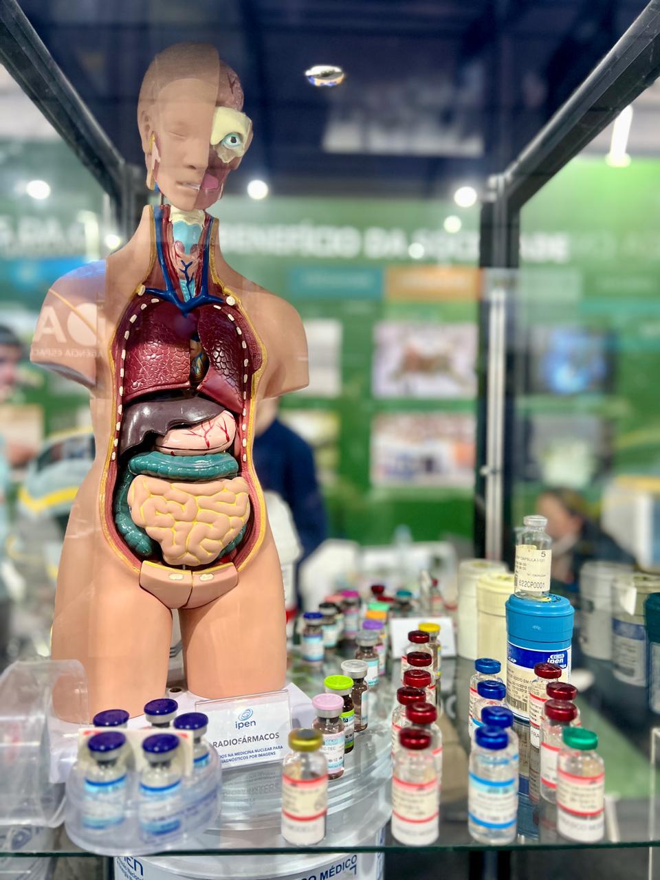 Radiofármacos produzidos por unidades da CNEN são utilizados em medicina nuclear em todo o País. (Foto: Ana Paula Freire/CNEN)
