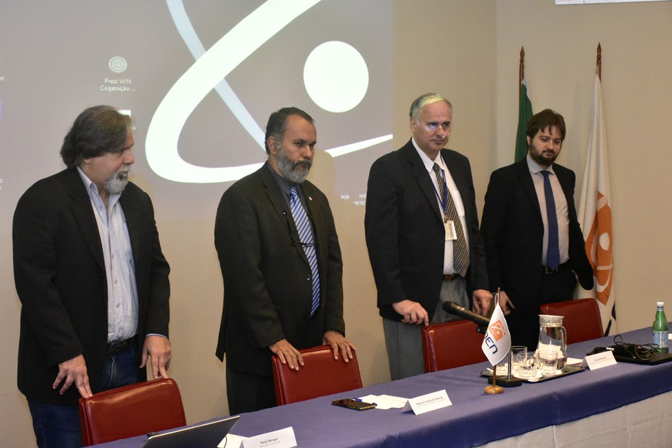 Da esquerda para a direita: Paulo Berquó (IEN/CNEN), Madison Coelho (CNEN), Leslie de Molnary (CNEN) e Marcelo Wendel (EPE). (Foto: Douglas Troufa/CNEN) 