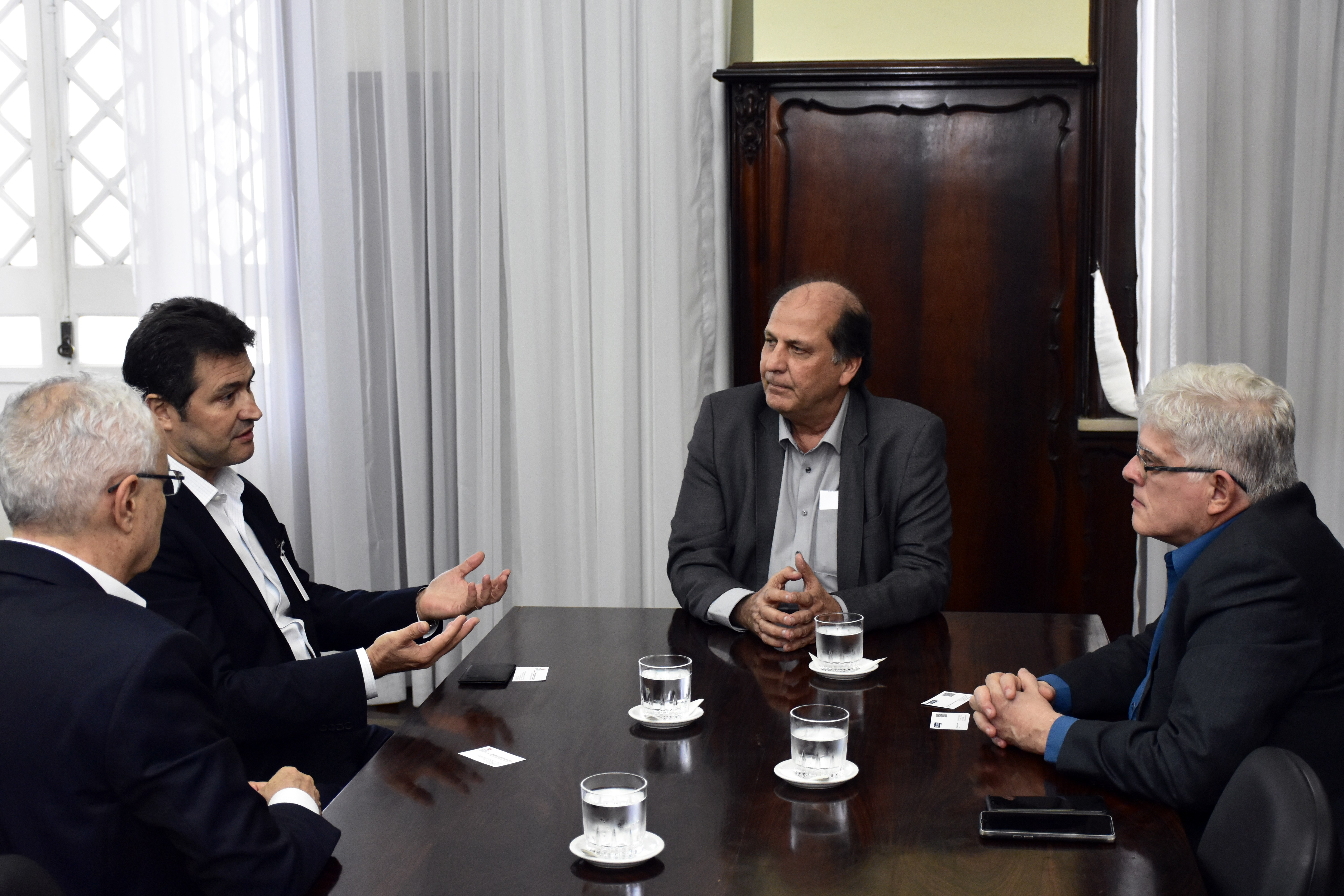 Da esquerda para a direita: Charles Messias Buldrini Filogônio, Humberto Barra Neto, Francisco Rondinelli Jr. e Rogério Mamão Gouveia (Foto: Wyllean Damas/CNEN)