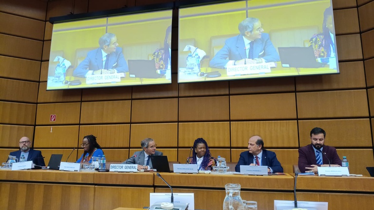 Painel sobre microrreatores