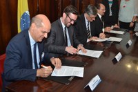 SBMN e CNEN assinam acordo para cooperação no fortalecimento da segurança e proteção radiológica em atividades de medicina nuclear