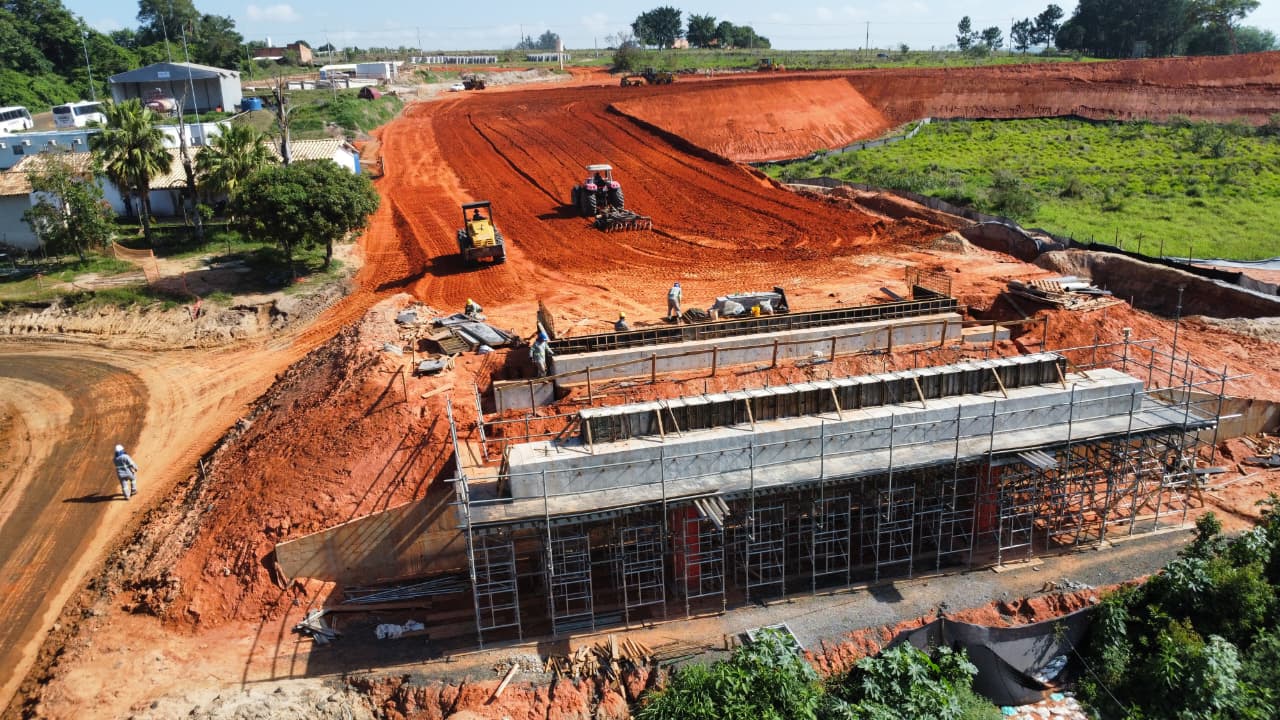 Obras da fase de infraestrutura RMB