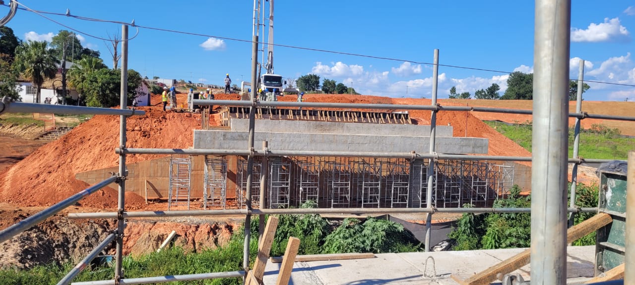 Obras da fase de infraestrutura RMB