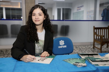 estudante Renata Dias Peixer