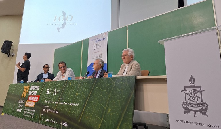 reunião de historiadores convidados da CNPq