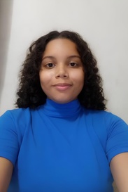 Lara Dourado Borges