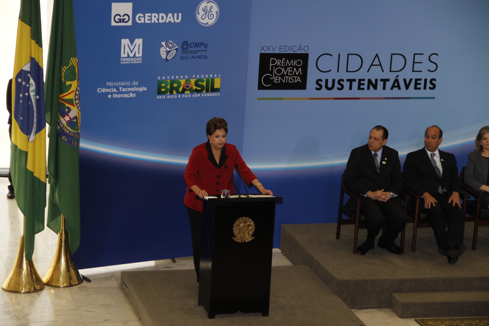 (106).JPG
