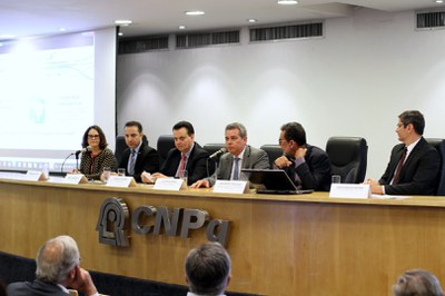 Marcelo Morales, Pres. Substituto, CNPq, Ministro Kassab, MCTIC e demais autoridades- Foto Marcelo Gondim (23).JPG