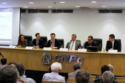 Marcelo Morales, Pres. Substituto, CNPq, Ministro Kassab, MCTIC e demais autoridades- Foto Marcelo Gondim (24).JPG