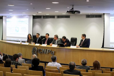 Marcelo Morales, Pres. Substituto, CNPq, Ministro Kassab, MCTIC e demais autoridades- Foto Marcelo Gondim (32).JPG