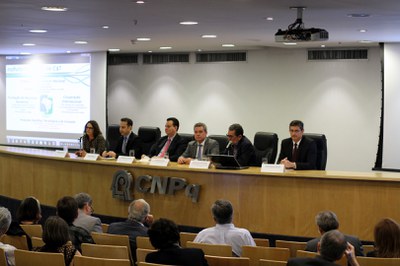 Marcelo Morales, Pres. Substituto, CNPq, Ministro Kassab, MCTIC e demais autoridades- Foto Marcelo Gondim (9).JPG