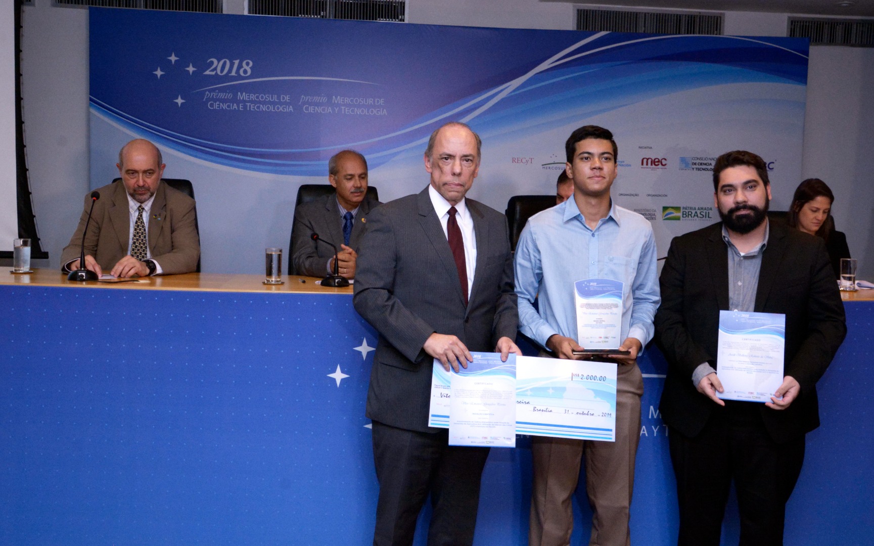 Ary Mergulhão-CNPq e Vitor Emanoel Gonçalves Pereira.JPG