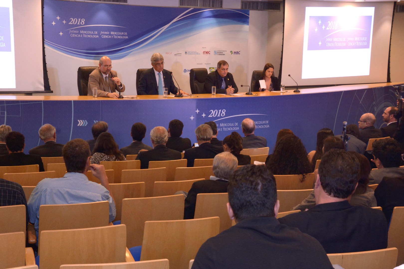 João Luiz Azevedo-CNPq, Júlio Semeghini-MCTIC, Paulo Alvim-MCTIC e Tatiana Ribeiro-MBC (2).JPG