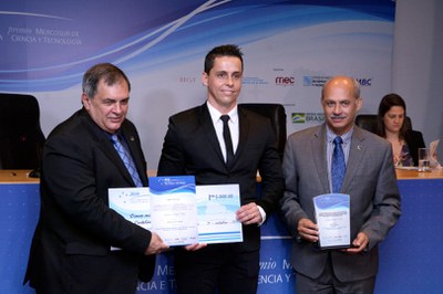 Paulo Alvim-MCTIC e Everton Castelão Tetila (3).JPG