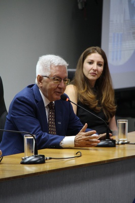 102. Olival Freire Júnior, Presidente do CNPq e Mônica Felts de La Roca Soares Diretora Científica do CNPq