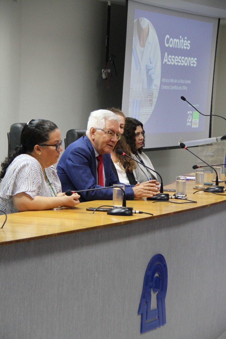 13. Mesa da Apresentação 09/03/2026