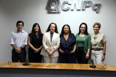 128. Comitê Assessor de Enfermagem (CA-EF)