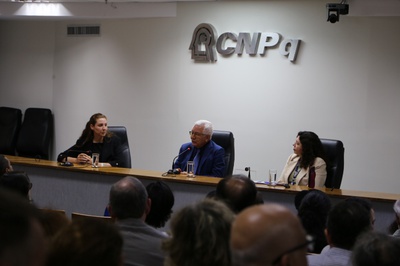 198. Mesa de Apresentação 06/04/2026