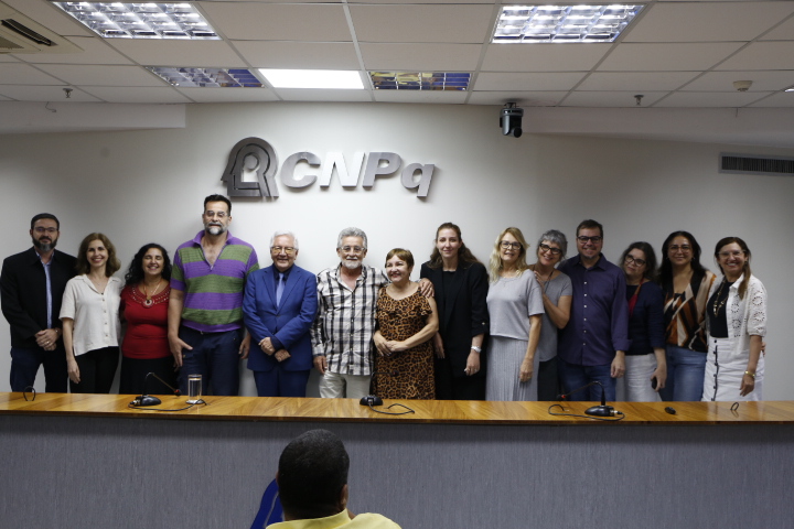167. Psicologia e Serviço Social (CA-PS)
