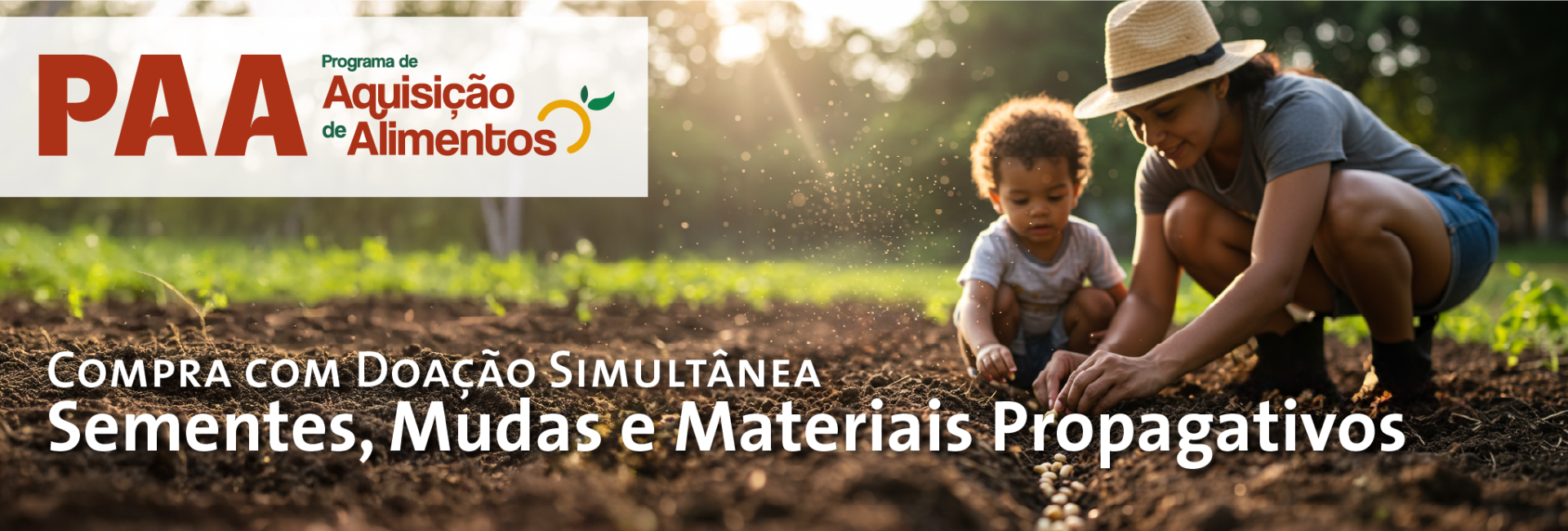 Imagem de Sementes em um gramado. Texto: Compra com Doação Simultânea, Sementes, Mudas e Materiais Propagativos