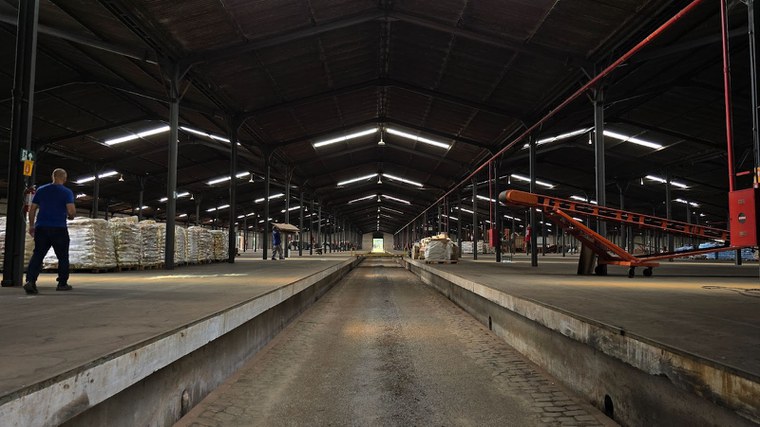 Unidade de Rolândia, no Paraná, com capacidade de armazenamento de mais de 55 toneladas. Foto: Luiz Castilho/UNOPS