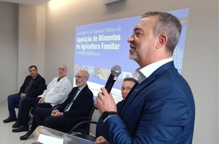 Imagem: Conab fecha nova parceria com o Hospital Universitário de Santa Maria para entrega de mais 55 toneladas de alimentos da agricultura familiar