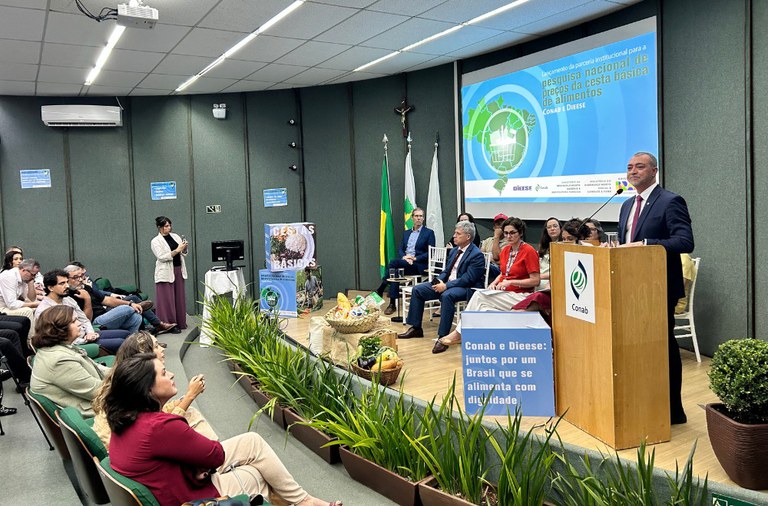 WhatsApp Image 2025-08-20 at 18.09.29 (1).jpeg