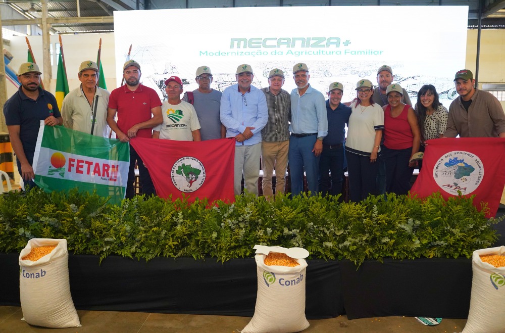 Conab entrega equipamentos agrícolas para agricultores familiares no Rio Grande do Norte