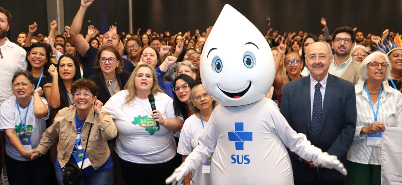 Encontro Estadual de Saúde de SP aprova carta compromisso em defesa do SUS e moção de apoio a Fernanda Magano