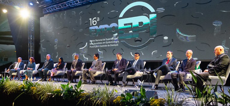 Abertura da 16ª Expoepi é marcada por premiações e incentivo a ações de inovação para vigilância