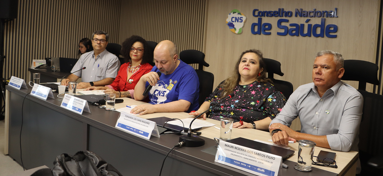 Seminário da Cofin/CNS faz panorama sobre histórico financeiro do SUS e alerta para vínculos financeiros desestruturantes