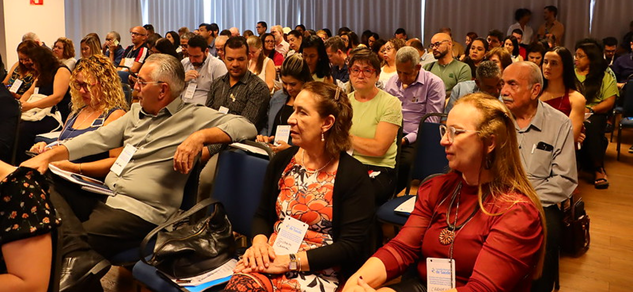 Mesa Diretora do CNS conduz debate com conselhos estaduais e municipais sobre os desafios da participação e da democracia em tempos de fortalecimento do SUS