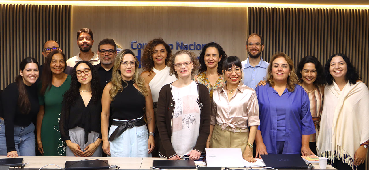 Reunião presencial do grupo deu início à agenda de 2026 com foco na garantia do direito à saúde