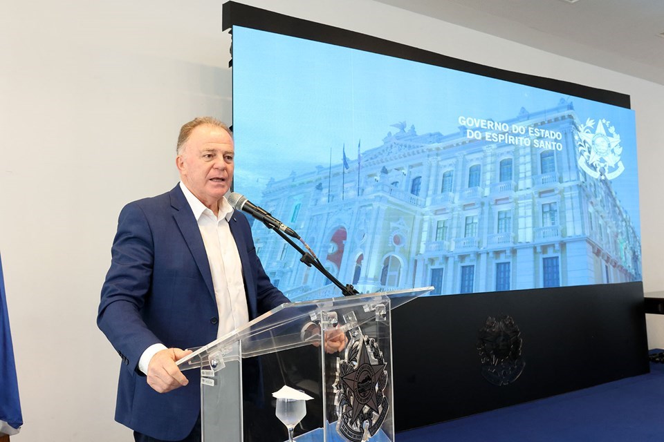 ES adere ao contrata+brasil.jpg