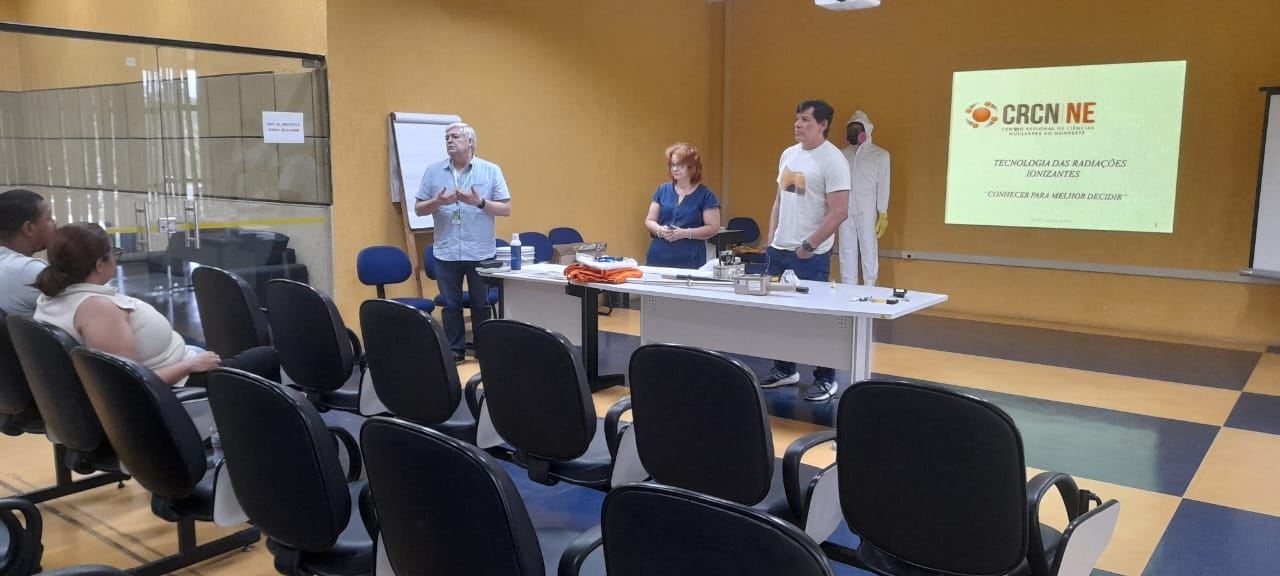 Palestra no CRCN-NE